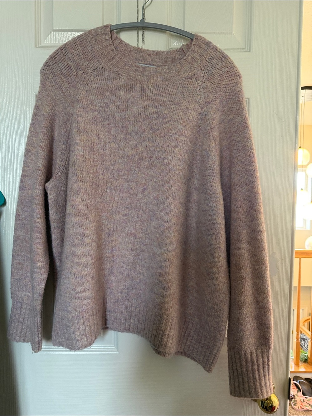 Old Navy Women's Crewneck Sweater in Dusty Mauve Blend